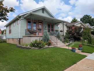 6211 Hoffman Ave, Saint Louis, MO 63139