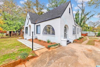 1229 18th St SW, Birmingham, AL 35211