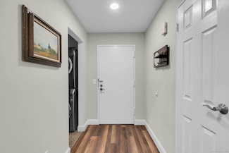 4 Hills Ln Unit 4, Westport, CT 06880