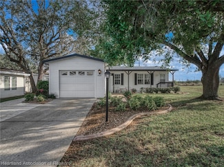 2886 S Dockside Dr, Avon Park, FL 33825