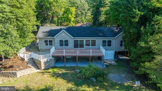 552 Beech Dr, Lusby, MD 20657