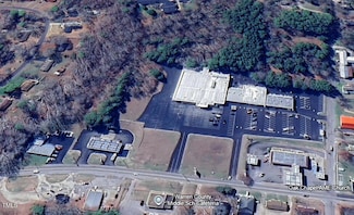 321 E Macon St, Warrenton, NC 27589