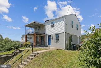 844 51st St NE, Washington, DC 20019