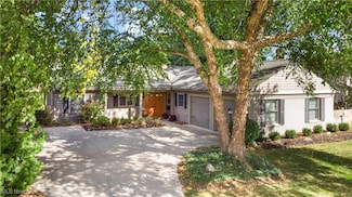 29314 Wolf Rd, Bay Village, OH 44140