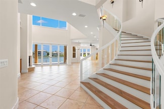 6015 Kipps Colony Dr E, Gulfport, FL 33707