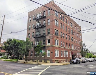 7812 Hudson Ave Unit E3, North Bergen, NJ 07047