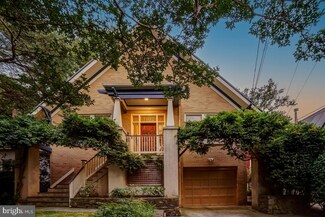 7102 Woodland Ave, Takoma Park, MD 20912