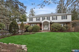 539 Maitland Ave, Teaneck, NJ 07666