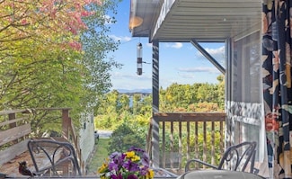 229 Penny Ln, Shelburne, VT 05482