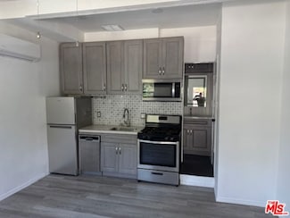 3920 Highland Ave, Manhattan Beach, CA 90266
