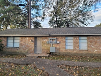 135 W Drive Unit 5 Dr Unit 3, New Waverly, TX 77358
