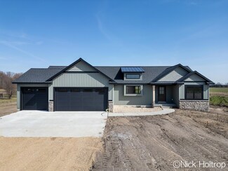 9354 104th Ave, Zeeland, MI 49464