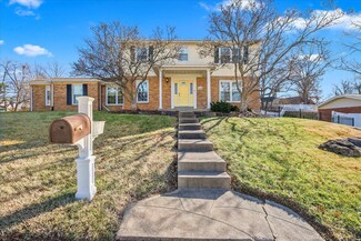 568 Spragues Mill Ct, Ballwin, MO 63011