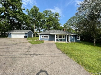 18290 Sunset St, Livonia, MI 48152