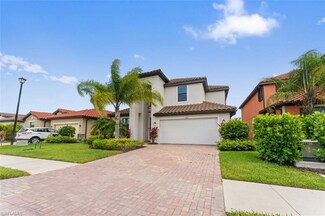 1588 Santiago Cir, Naples, FL 34113
