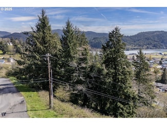 1700/1800 Ginger Ave Unit 5,8,6,7, Garibaldi, OR 97118