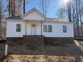 84 Locust Dr, Louisa, VA 23093