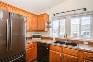 40 Maroon Peak Cir, Dillon, CO 80435