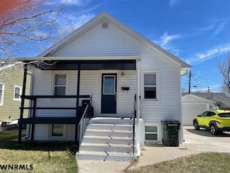 2513 Avenue F, Scottsbluff, NE 69361