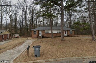 11 Lora Ln, Greenville, SC 29617