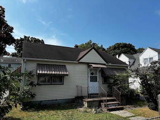 132 W Bates Ave, Villas, NJ 08251