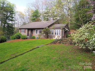 242 Birch Ln, Arden, NC 28704