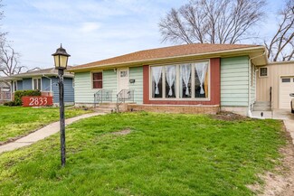 2833 Parkway Dr, Highland, IN 46322