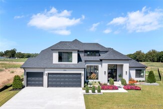 306 N 82nd St, Broken Arrow, OK 74014