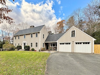 91 Old Forge Rd, Riverton, CT 06065