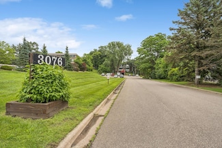 3076 Lexington Ave N Unit A5, Saint Paul, MN 55113