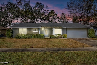 214 Centennial Ln, Daytona Beach, FL 32119