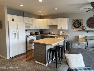 1313 Hillcrest Park Ct Unit 6, Anchorage, AK 99515