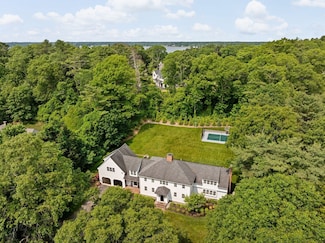 322 Standish St, Duxbury, MA 02332