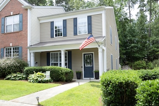 4224 Vienna Crest Dr, Raleigh, NC 27613