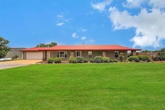 22071 E 1250 Rd, Rocky, OK 73661