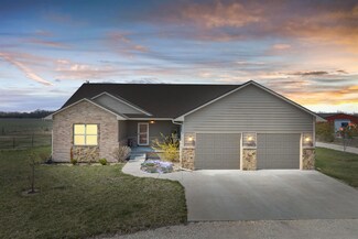 309 SW 64th St, Newton, KS 67114