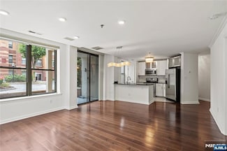 24 Ave at Port Imperial Unit B46, West New York, NJ 07093