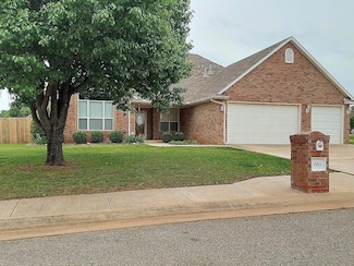 650 Cypress St NW, Piedmont, OK 73078