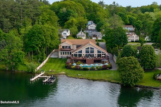 140 Hancock Rd, Pittsfield, MA 01201