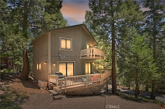 305 Cedarbrook Dr, Twin Peaks, CA 92391