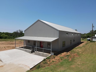 850 Main St, Turkey, TX 79261