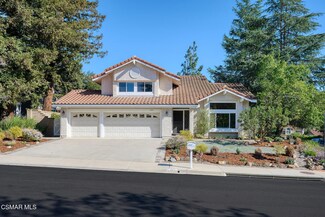 2056 Stonehill Cir, Thousand Oaks, CA 91360
