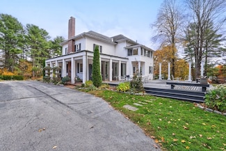 11 Ardlock Place, Dudley, MA 01571