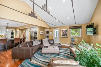 6225 N Berkeley Blvd, Milwaukee, WI 53217
