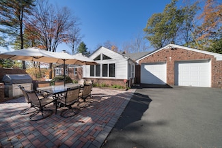 36 Ford St, Hamden, CT 06517