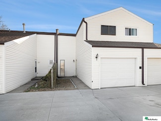 13229 Glenn St, Omaha, NE 68138