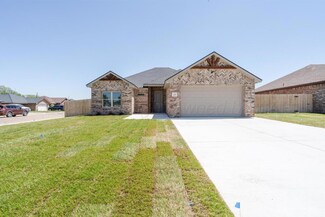 719 Prairie Ave, Dumas, TX 79029
