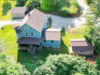 30 Lilac Ln, Lisbon, NH 03585