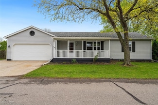 18 Lakeview Ct, Lagrange, OH 44050