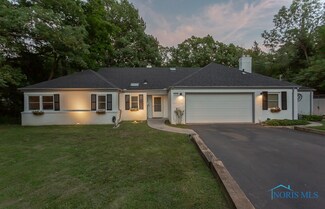 4221 Deepwood Ln, Toledo, OH 43614